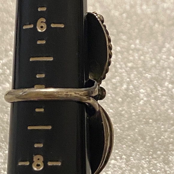 Old Pawn Mother of Pearl and Turquoise Ring - Picture 9 of 13